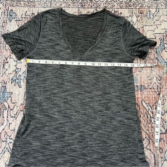 Lululemon What the Sport Short Sleeve V-Neck Tee Heathered Black & Grey Small - Picture 10 of 13